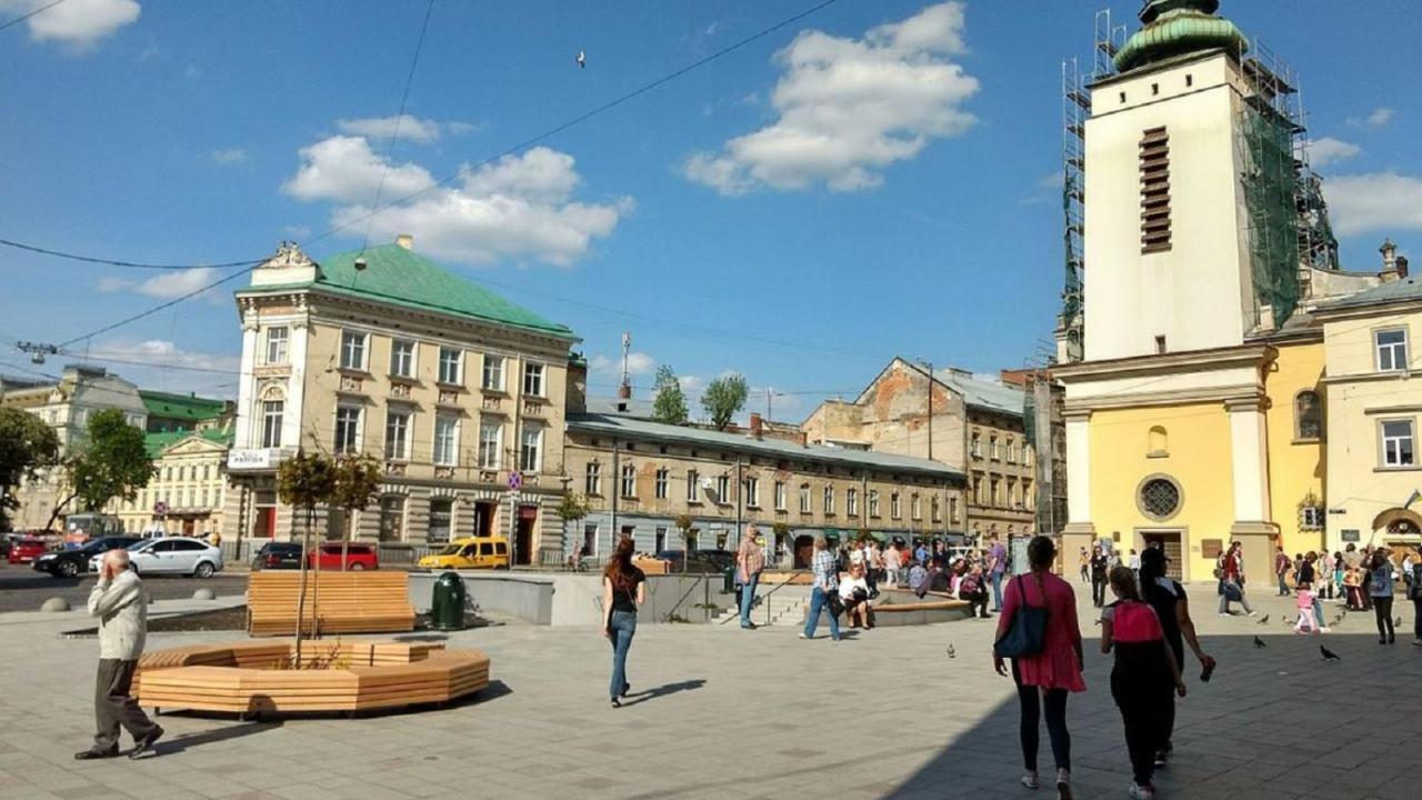 Apartment On Lychakivska Lviv Exterior photo